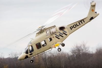 Dette er det første kommende norske AW169-politihelikopteret på den første flygningen 22. november.