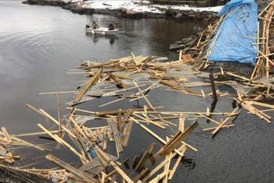 Slik så det ut etter at gang- og sykkelfeltet på Bankebrua i Mandal kollapset under støping. 