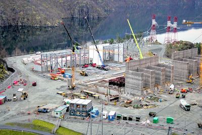 Statnetts landanlegg i Kvilldal, hvor kraftkabelen mellom Norge og England kommer i land. Bildet er fra byggingen i 2018.