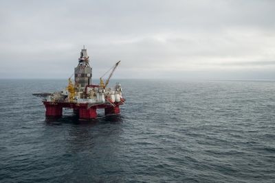 Equinor mener samfunnet vil tape milliarder på å opprette en ilandføringsterminal for Castberg-oljen ved Nordkapp. bildet er fra Skruis-feltet, som er vurdert knyttet sammen med Castberg-feltet åtte kilometer unna.