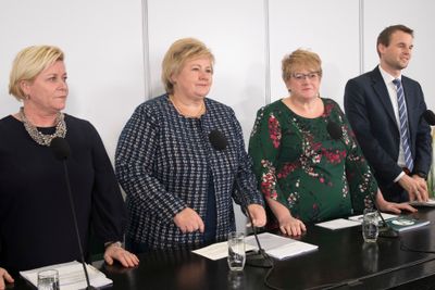 Finansminister Siv Jensen, statsminister Erna Solberg, kulturminister Trine Skei Grande og nestleder i Krf, Kjell Ingolf Ropstad holder pressekonferanse etter at landstyremøtene sa ja til den fremforhandlede regjeringsplattfomen.Foto: 