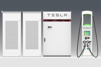 Electrify America kjøper Tesla-batterier til ladestasjoner.