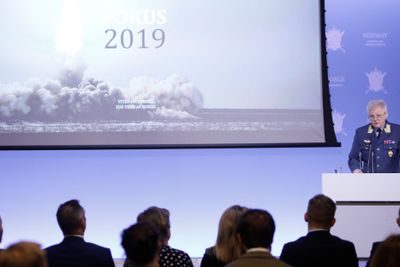 Etterretningssjef Morten Haga Lunde presenterte mandag E-tjenestens åpne vurdering. 