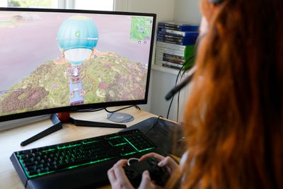 Foreldre behøver ikke lenger bekymre seg for at barna deres skal kunne endre atferd som følge av for mye dataspill. En ny britisk undersøkelse viser at det ikke er noen kobling mellom voldelige dataspill og unges atferd.