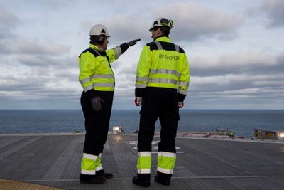 Nordsjøen: Ivar Aasen-feltet ligger mellom Sørlige Vikinggraben og Utsirahøyden i Nordsjøen, omlag 175 km vest for Karmøy.