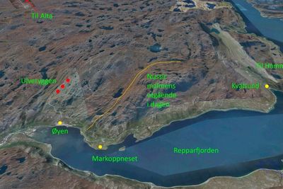 Her er malmens utløp i dagen plottet inn i landskapet som en oransje stripe. Tettstedet Kvalsund er merket med gult. Det er også det gamle gruveanlegget ved Øyen til Folldal Verk som ble lagt ned på 70-tallet, mens Markoppneset er en mulig plassering av gruvepåslag og oppredningsverk. De røde prikkene er gamle gruveanlegg.