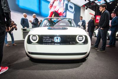 Honda Urban EV Concept er ventet å dukke opp igjen i Genève i år. Denne gangen nærmere produksjon enn noen gang tidligere.