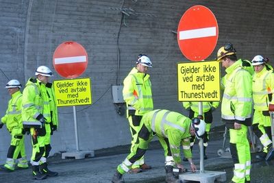 Dette bildet er fra januar da elektroentreprenør Magnus M.Thunestvedt rykket inn for montering av tunnelelektro.