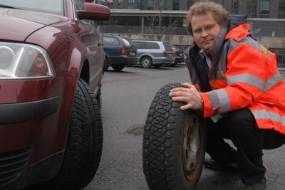 Pål Rosland, sjefingeniør i Vegdirektoratet, opplever at flere "pigger av" i byområdene i Norge