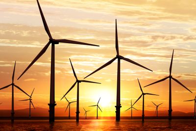 Visjonen er et klimavennlig, karbonnøytralt og selvforsynt EU, der forbrukerne har en sikker, bærekraftig, konkurransedyktig og rimelig energiforsyning. Realismen er tvilsom, skriver Øystein Noreng.