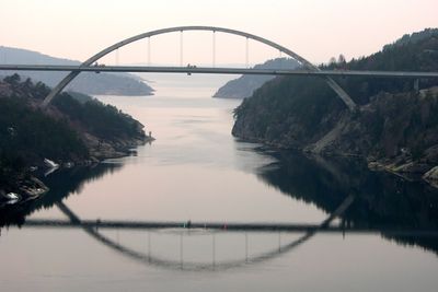 Svinesundbrua blir nedbetalt mye raskere enn beregnet.