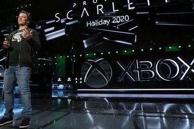 Xbox-sjef Phil Spencer gir fansen et glimt av framtiden med sitt Project Scarlett på pressemøtet Xbox E3 2019 på Microsoft Theater i Los Angeles søndag. 