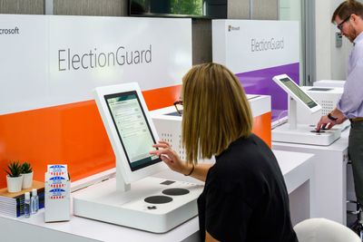 Microsofts ElectionGuard-system, som nylig ble demonstrert, skal hjelpe til med å beskytte mot tukling fra statlige aktører.