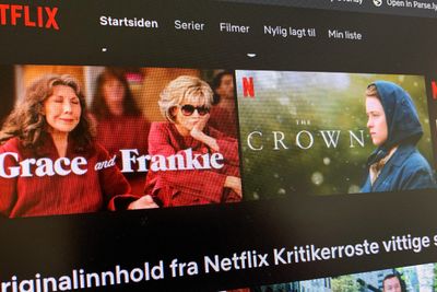 Netflix-aksjen falt torsdag til tross for et enormt kvartalsoverskudd. Men brukerne øker i antall, og eierne hadde ventet et enda større overskudd.