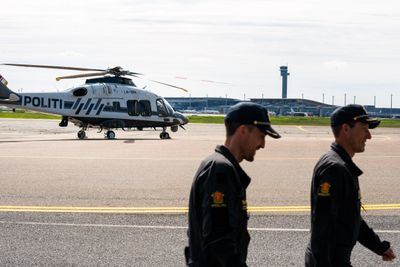 To slike AW169-helikoptre blir snart til tre, her på basen til Politiets helikoptertjeneste på Gardermoen.