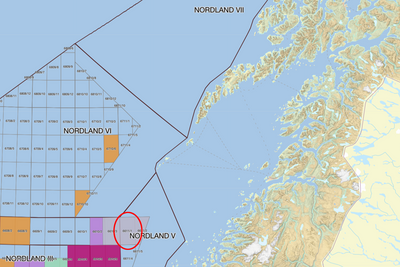 6611/1-blokken (rød ring), der Toutatis-brønnen skal bores, ligger ved inngangen til Vestfjorden I Lofoten.