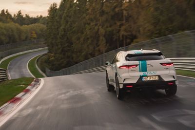 Jaguar I-Pace har fått nytt liv som hastetaxi på Nürburgring. 