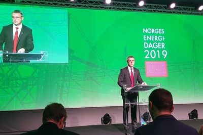 Regjeringen skrinlegger nasjonal ramme for vindkraft, som pekte ut 13 områder som er godt egnet for vindkraft. Nå foreslår NVE-direktør Kjetil Lund i stedet en ordning med konsesjonsrunder for vindkraft. 
