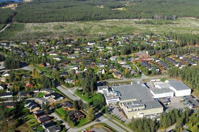 Fabrikken: Den ansattetablerte legemiddelfabrikken på Elverum har snart like mange ansatte som den gangen den ble vedtatt nedlagt