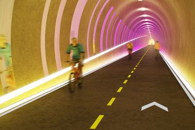 Sykkelstamvei-tunnelen skal brukes av biler mens den paralleltgående Auglendstunnelen oppgraderes.