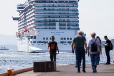 NHO Reiseliv ønske å kutte i cruisetrafikken etter ny rapport om utslipp knyttet til forbruk. 
