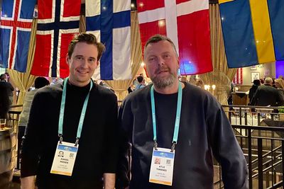 Daniel Hessen (t.v.) og CEO Atle Timenes fikk napp på årets CES da selveste BBC laget et innslag om selskapet. Her på den nordiske samlingen i regi av Nordic Innovation House. 