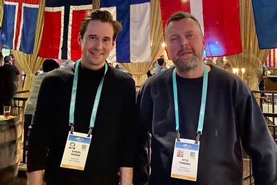 Daniel Hessen og Atle Timenes i Wheel.me ble eksponert på selveste BBC. Den norske startupen vil flytte møbler, sykehussenger og annet på autonomt vis.