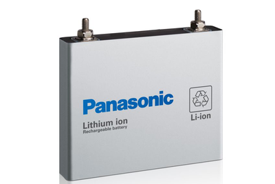 En prismatisk battericelle Panasonic allerede produserer. Lignende celler skal lages sammen med Toyota for bruk i elbiler.