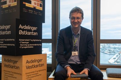 Arne Erik Berntzen er IT-direktør i Posten Norge, som nå har tatt i bruk 5G i stedet for ADSL i Elverum. Det er trolig startskuddet for en større omlegging.