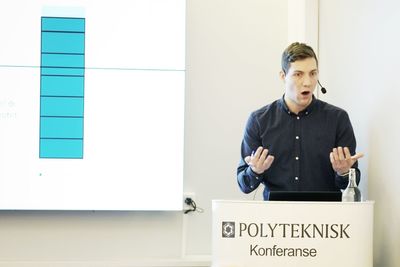  Andreas Bjelland Eriksen, rådgiver i NVE, snakket om tariffer på frokostmøtet til Polyteknisk forening onsdag.