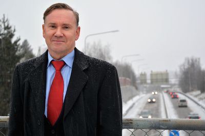 Daglig leder Geirr Tangstad-Holdal støtter Nye Veiers forslag om å bygge 19 meter brede firefeltsveier.