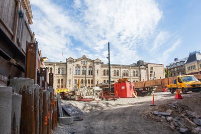 Bildet viser anleggsarbeid i forbindelse med oppgradering av Wessels plass i Oslo.