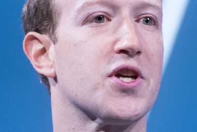 Facebook, her ved toppsjef Mark Zuckerberg, må belage seg på en ganske heftig regning etter angivelig skattejuks.