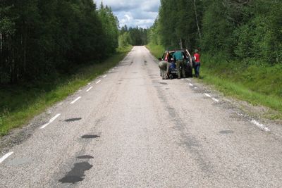 Larvik kommune skal kartlegge tilstanden på de kommunale veiene.