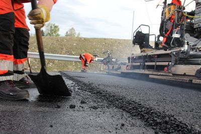 Pristilbudene på fire av asfaltkontraktene i Viken fylke er åpnet. (Illustrasjonsfoto)