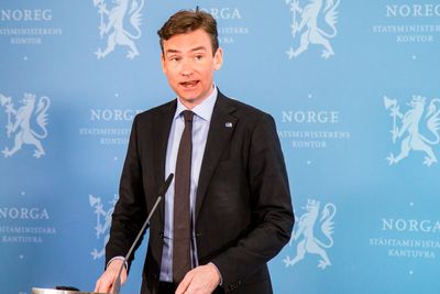 Forsknings – og høyere utdanningsminister Henrik Asheim (H) gleder seg over rekordhøye søkertall til høyere utdanning.