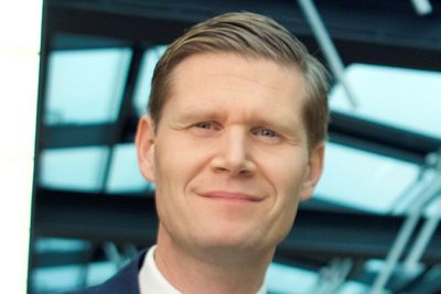 Henrik Schibler kommer fra stillingen som driftssjef i ISS og blir ny finansdirektør i Globalconnect/IP-Only etter Jacob Kjær.