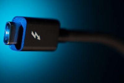 Thunderbolt-teknologien er veldig praktisk, men har noen iboende sårbarheter som ikke kan fjernes med programvare. Dette gjelder også Thunderbolt 3.