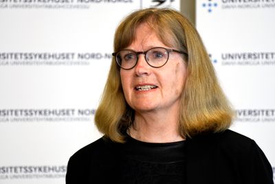 Teknisk og menneskelig svikt førte til at personopplysninger om 30 pasienter og 65 ansatte ved Universitetssykehuset i Nord-Norge (UNN) ble lagt ut åpent på sykehusets nettside, sier administrerende direktør Anita Schumacher. 