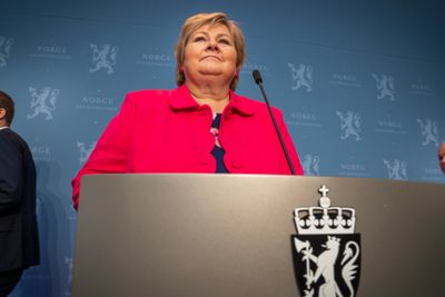 Statsminister Erna Solberg (H) under en pressekonferanse om Norges vei ut av koronakrisen.