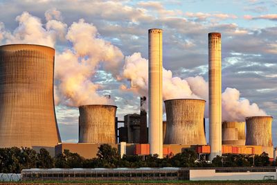 Kullkraft kommer dårligst ut med høyest dødelighet, mest avfall, høyt materialforbruk og de høyeste utslippene av klimagasser, skriver innsender