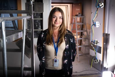 Nataliya Ostrovskaya er prosjektleder i Afrys elektroavdeling. I sommer leder hun oppgraderingen av et CT-rom på Ullevål sykehus.