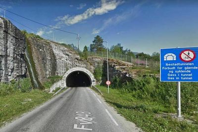 Ibestadtunnelen er en del av fylkesvei 848 og ligger i Ibestad kommune i Troms og Finnmark fylke. Tunnelen binder sammen øyene Andørja og Rolla.