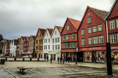 Telenors 4G-nett ble forstyrret på bryggen i Bergen av luksus-yachten Anawa.