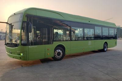 18 elbusser skulle vært i drift i Asker fra i sommer. Da de endelig kunne kjøres for noen uker siden viste det seg at de ikke kunne kjøre med kjetting.
