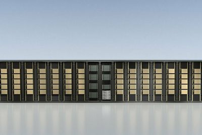 Det er en slik Nvidia DGX SuperPOD som skal installeres ved Linköpings universitet, men den svenske maskinen vil bestå av 60 servere, ikke 80 som denne.