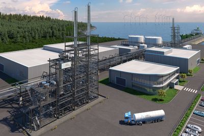 Det vil kreve 3 milliarder kroner og opptil en terawattime strøm å gjøre om hele Finnfjords CO2-utslipp til metanol. 