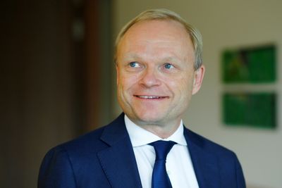 Nokias nye administrerende direktør Pekka Lundmark presenterte sin første kvartalsrapport for selskapet. Bildet er tatt i en annen sammenheng.