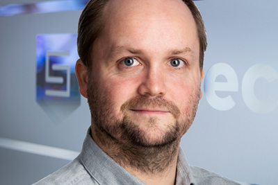 På offensiven: Hjertebarnet hans innen penetrasjonstesting er såkalt «red team», hvor oppgaven er å angripe en bedrift eller organisasjon på alle mulige måter, for å nå et spesielt mål.