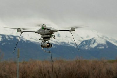 Slike Indago 3-droner er nå på vei inn i det norske forsvaret. Også den sveitsiske hæren bestilte nylig tilsvarende droner.
